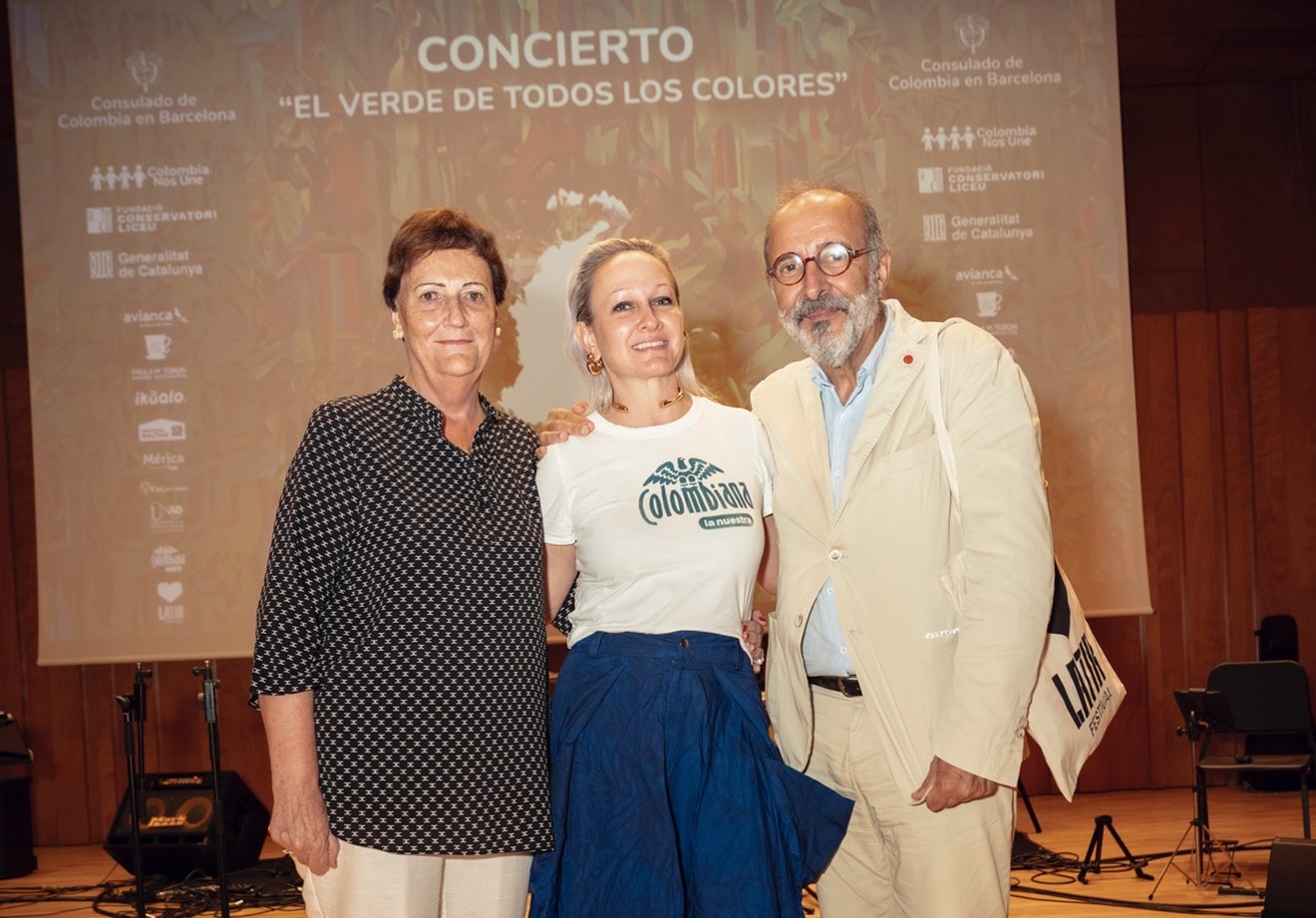 Maria Serrat, Directoradirectora de la Fundación Conservatori Liceu, María Paula Martinez Consul de Primera de Colombia en Barcelona y Francesc Villaró del Departamento de Cultura de la Generalitat. 